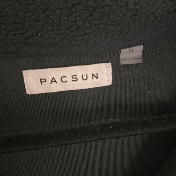PACSUN Black fleece 1/4 zip up green zipper MEDIUM - Picture 3 of 3